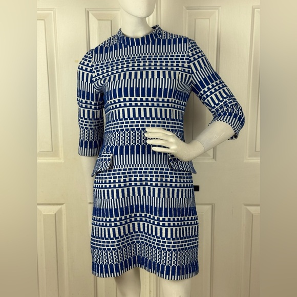 Unbranded Blue and White Patterned Women's Dress. C39 - Picture 1 of 16